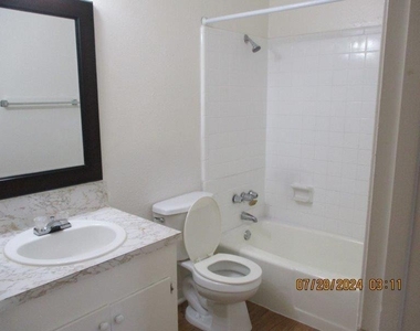 4902 West Wind Trl - Photo Thumbnail 11
