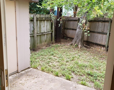 4902 West Wind Trl - Photo Thumbnail 9