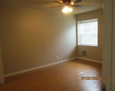 4902 West Wind Trl - Photo Thumbnail 13