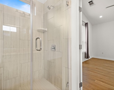 6404 Porter St - Photo Thumbnail 10