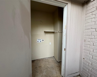 4904 West Wind Trl - Photo Thumbnail 16
