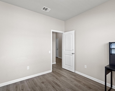 13809 Harrisglenn Dr - Photo Thumbnail 17