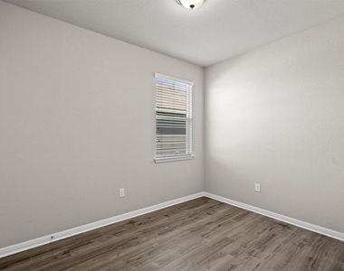 13809 Harrisglenn Dr - Photo Thumbnail 19