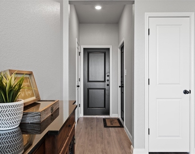 617 Meiomi Dr - Photo Thumbnail 3
