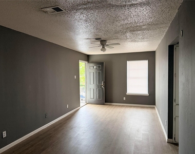 420 N Gilmer St - Photo Thumbnail 9