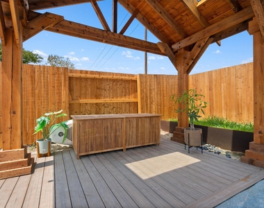 542 Centerbrook Pl - Photo Thumbnail 34