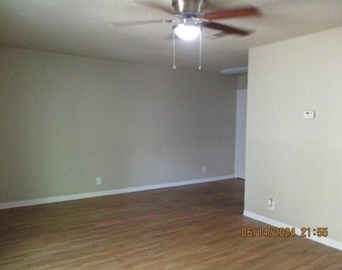 4902 West Wind Trl - Photo Thumbnail 2