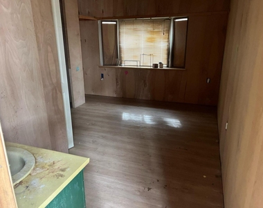 118 Stella Court - Photo Thumbnail 3