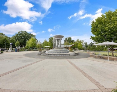 303 Cary Pines Drive - Photo Thumbnail 27