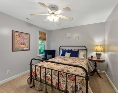 303 Cary Pines Drive - Photo Thumbnail 15