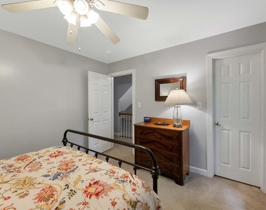 303 Cary Pines Drive - Photo Thumbnail 16