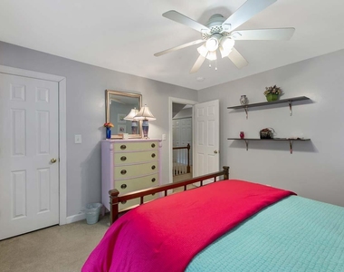 303 Cary Pines Drive - Photo Thumbnail 18