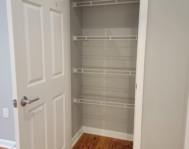 112 N Birch Avenue - Photo Thumbnail 2