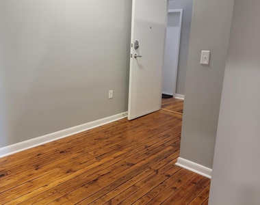 112 N Birch Avenue - Photo Thumbnail 1