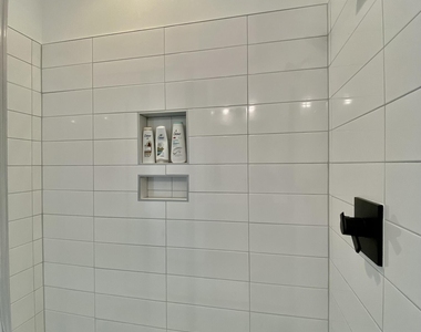 629 N Queen Street - Photo Thumbnail 40