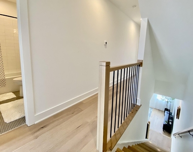 629 N Queen Street - Photo Thumbnail 26