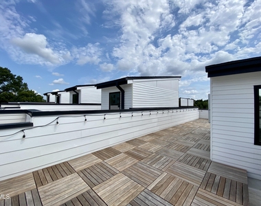 629 N Queen Street - Photo Thumbnail 50