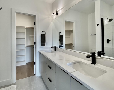 629 N Queen Street - Photo Thumbnail 41