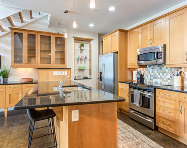 2608 Erwin Road - Photo Thumbnail 5