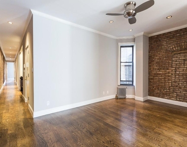 9 West 103rd Street - Photo Thumbnail 0