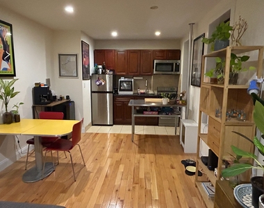 555 West 156th Street - Photo Thumbnail 4