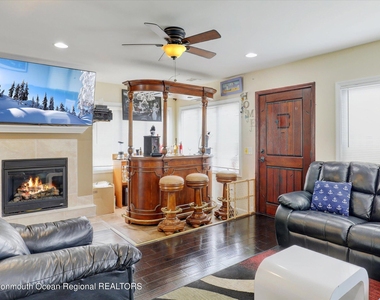 120a Randall Avenue - Photo Thumbnail 10