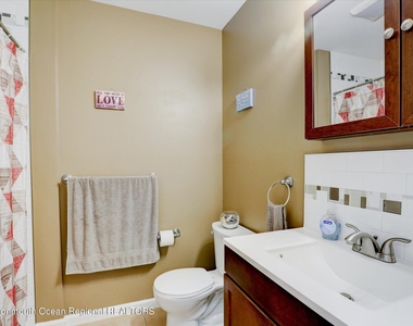 120a Randall Avenue - Photo Thumbnail 27