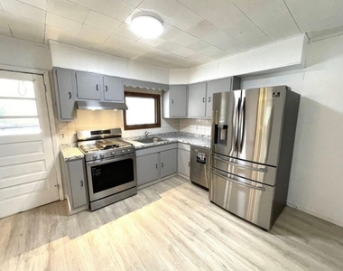 268 Ackley Avenue - Photo Thumbnail 1
