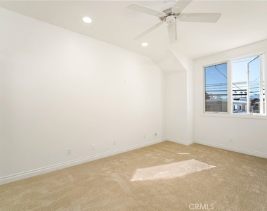119 Opal Avenue - Photo Thumbnail 26
