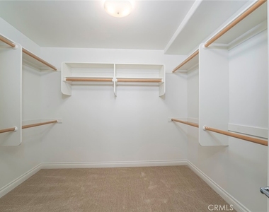 119 Opal Avenue - Photo Thumbnail 34