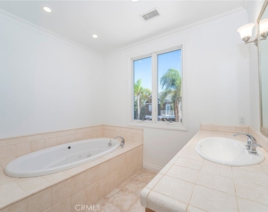 119 Opal Avenue - Photo Thumbnail 32