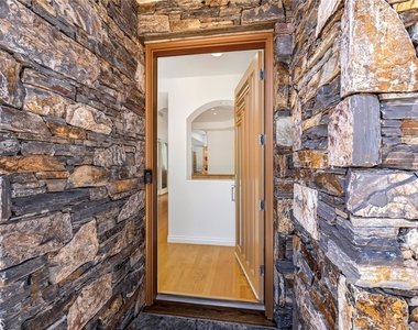 119 Opal Avenue - Photo Thumbnail 4