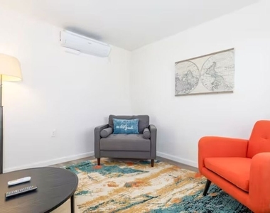 1019 S Catalina Street - Photo Thumbnail 1