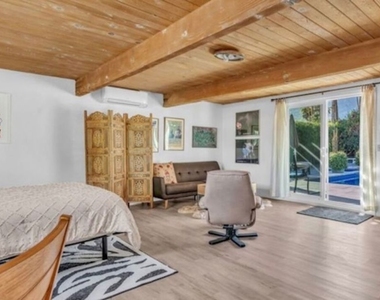 817 N Via Monte Vista - Photo Thumbnail 22