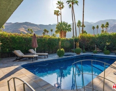 817 N Via Monte Vista - Photo Thumbnail 28