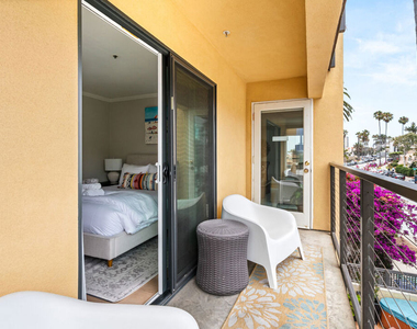 457 Coast Boulevard - Photo Thumbnail 14
