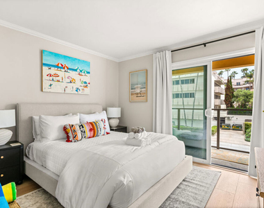 457 Coast Boulevard - Photo Thumbnail 16
