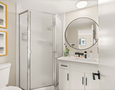 457 Coast Boulevard - Photo Thumbnail 22