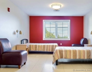14 Godfrey Street - Photo Thumbnail 7