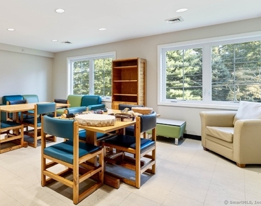14 Godfrey Street - Photo Thumbnail 6