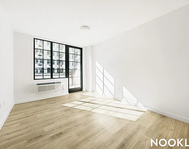 40 Bruckner Boulevard - Photo Thumbnail 1