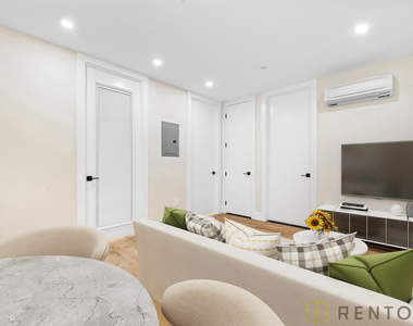 30 Richardson Street - Photo Thumbnail 1