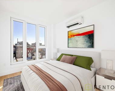 30 Richardson Street - Photo Thumbnail 2