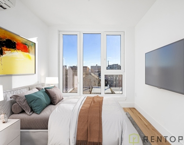 30 Richardson Street - Photo Thumbnail 3