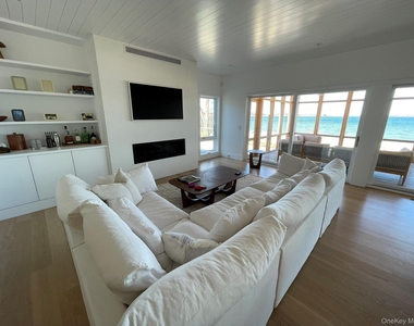 495 N Parish Drive - Photo Thumbnail 2