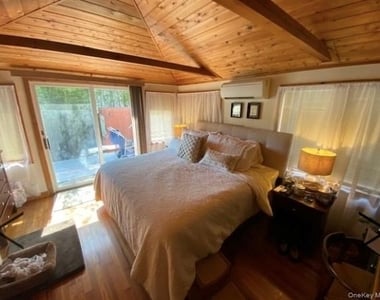 151 Ocean Road - Photo Thumbnail 11
