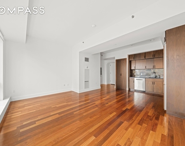 150 Myrtle Avenue - Photo Thumbnail 4