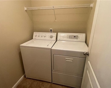 2066 Peach Shoals Circle - Photo Thumbnail 21