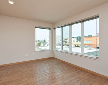 1020 Ne 63rd Street - Photo Thumbnail 9
