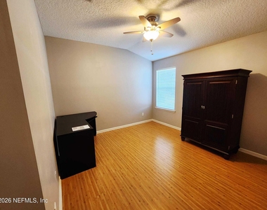 529 Casa Sevilla Avenue - Photo Thumbnail 17